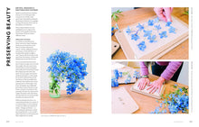 Load image into Gallery viewer, Super Bloom: A Field Guide to Flowers for Every Gardener