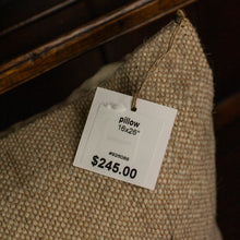 Load image into Gallery viewer, MISTRI Pillow - 16"x26"