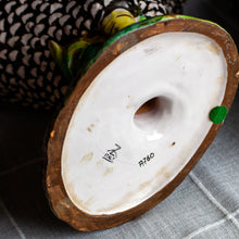 Load image into Gallery viewer, Vintage Majolica Hen & Rooster Pair