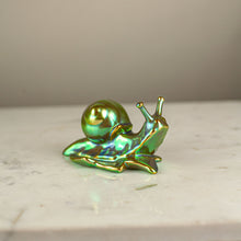 Load image into Gallery viewer, Zsolnay Snail