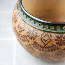 Load image into Gallery viewer, Doulton Lambeth Jardiniere