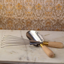 Load image into Gallery viewer, Sophie Conran for Burgon & Ball Gardening Tools