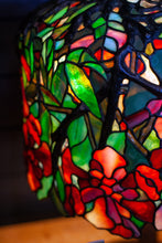 Load image into Gallery viewer, Museum Replica Of Tiffany "Trumpet Creeper" Lamp