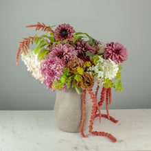 Load image into Gallery viewer, Designer's Choice MARKET FLORAL