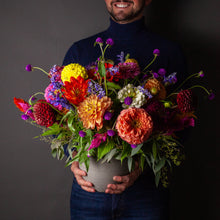 Load image into Gallery viewer, Designer's Choice MARKET FLORAL