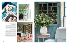Load image into Gallery viewer, Living Floral: Entertaining and Decorating with Flowers