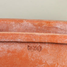 Load image into Gallery viewer, Cassetta Liscia due Bordi - 21"