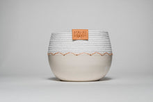 Load image into Gallery viewer, Ceramic and Cotton Rope Cachepots