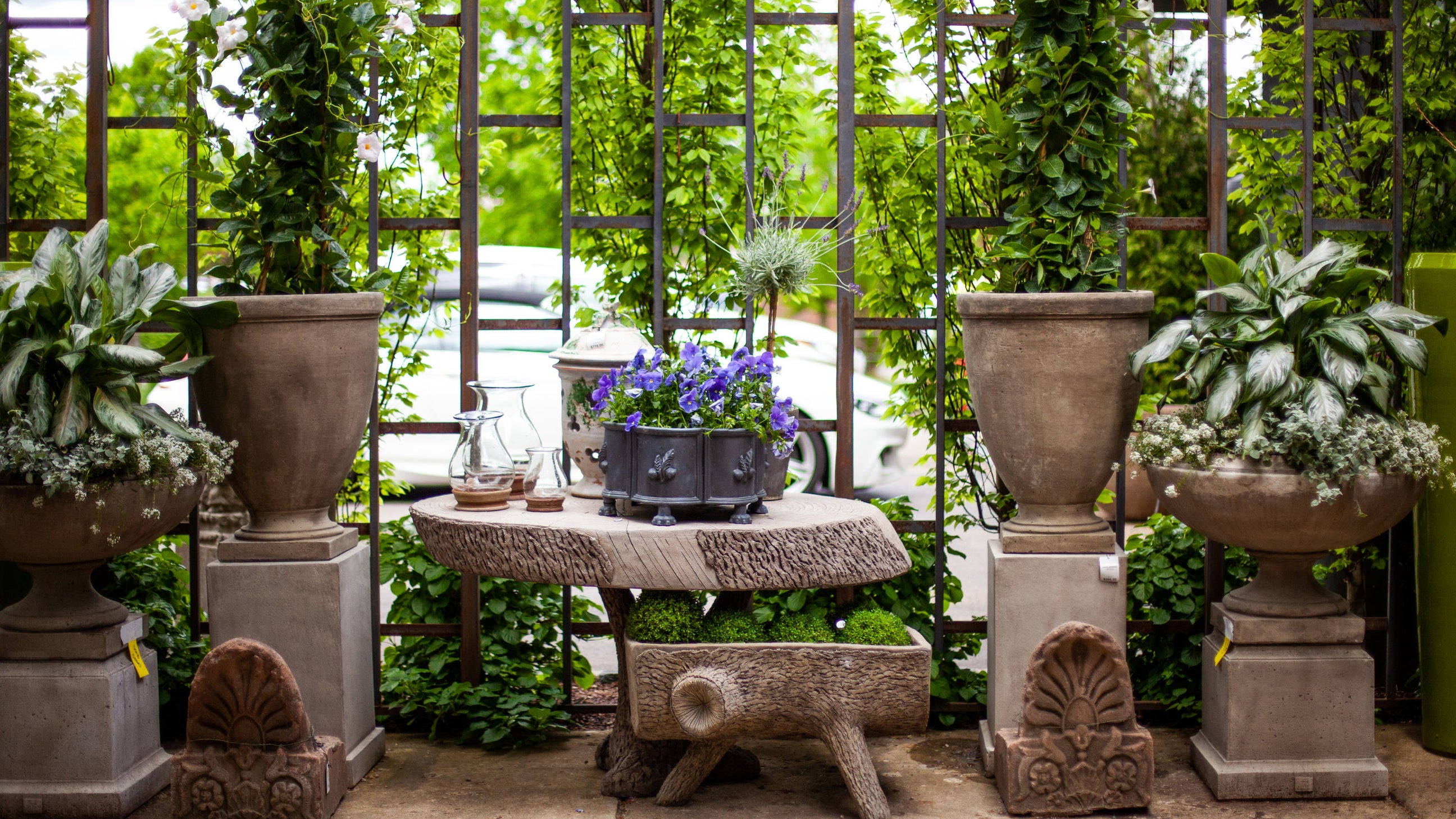 Campania – Accessible Luxury Planters