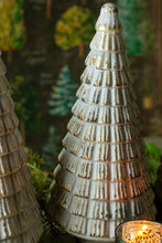 Load image into Gallery viewer, Silver Norway Tree, 15&quot;
