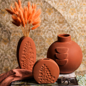 Terracotta Budvases, collection of 3