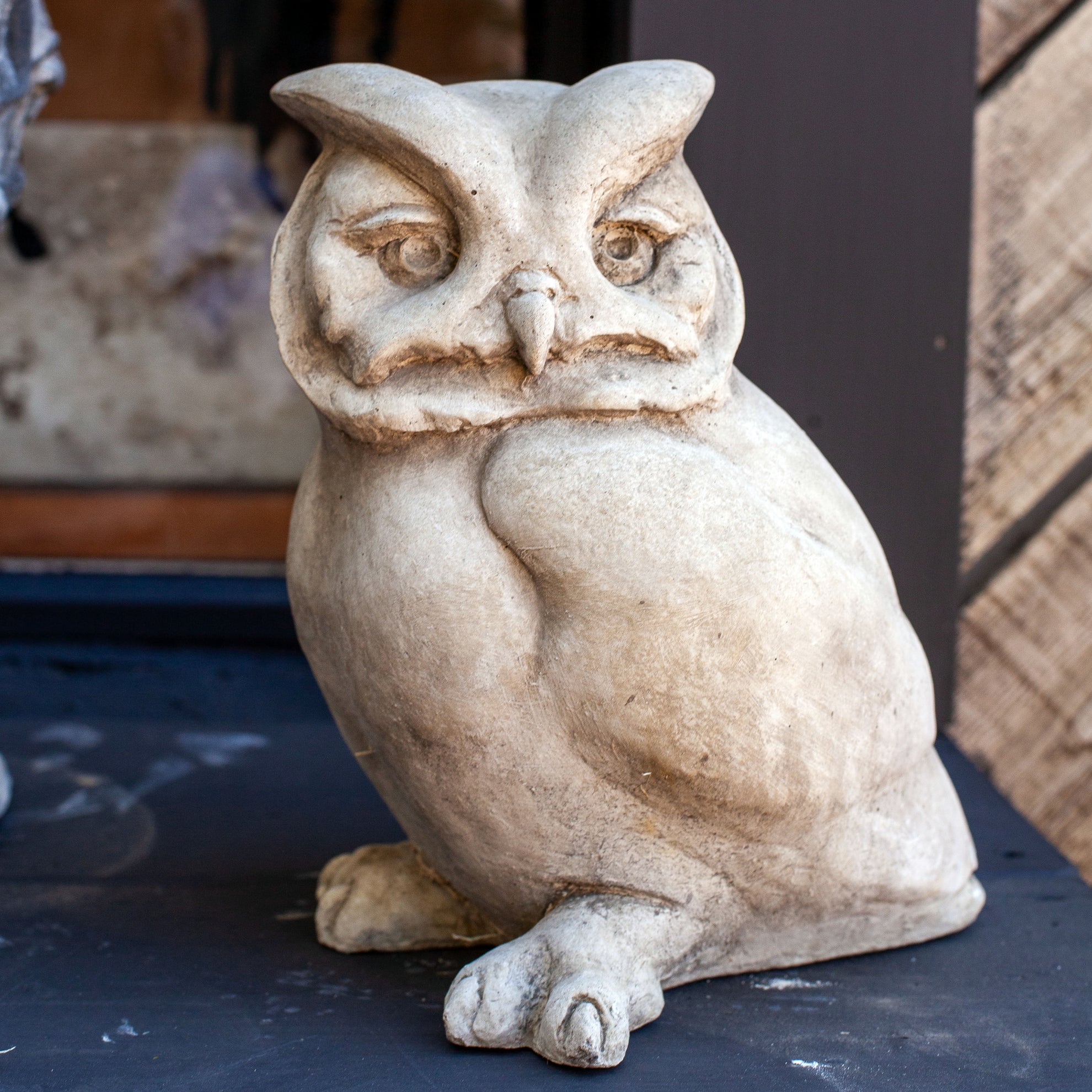 Cast Stone Hoot Owl