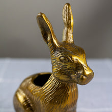 Load image into Gallery viewer, Golden Hare Vase
