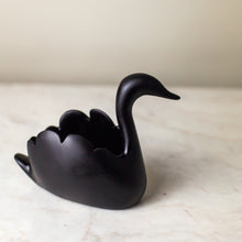 Load image into Gallery viewer, Tina Frey Swan Vessel, Medium
