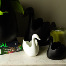 Load image into Gallery viewer, Tina Frey Swan Vessel, Medium
