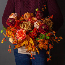 Load image into Gallery viewer, Designer&#39;s Choice MARKET FLORAL
