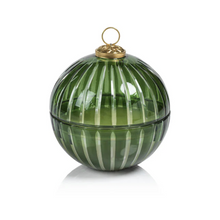 Load image into Gallery viewer, Cut Glass Ornament Candle, Siberian Fir
