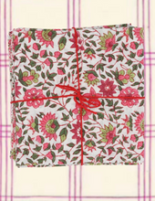 Load image into Gallery viewer, Suzette Napkins, Set of 4, Serviettes de Table
