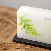 Load image into Gallery viewer, Fern leaf candle 3 wick with slate tray
