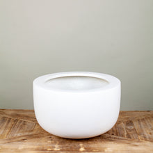 Load image into Gallery viewer, Sunny Planter- Matte White
