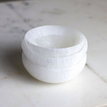 Load image into Gallery viewer, Selenite Bowl Round, Small
