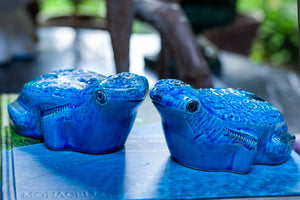 Flavia Vintage Blue Ceramic Frog